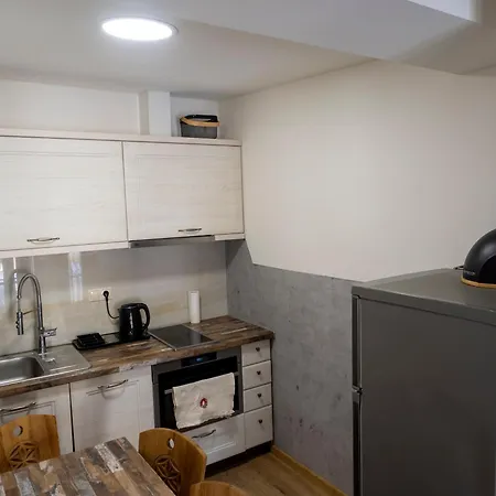 Gazdovsky Dvor Peter Jurky Apartment Vasilov